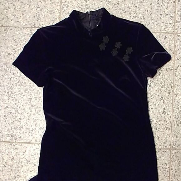 VTG 90s R.J. & Co. Black Velvet Cheongsam Dress - Picture 7 of 7